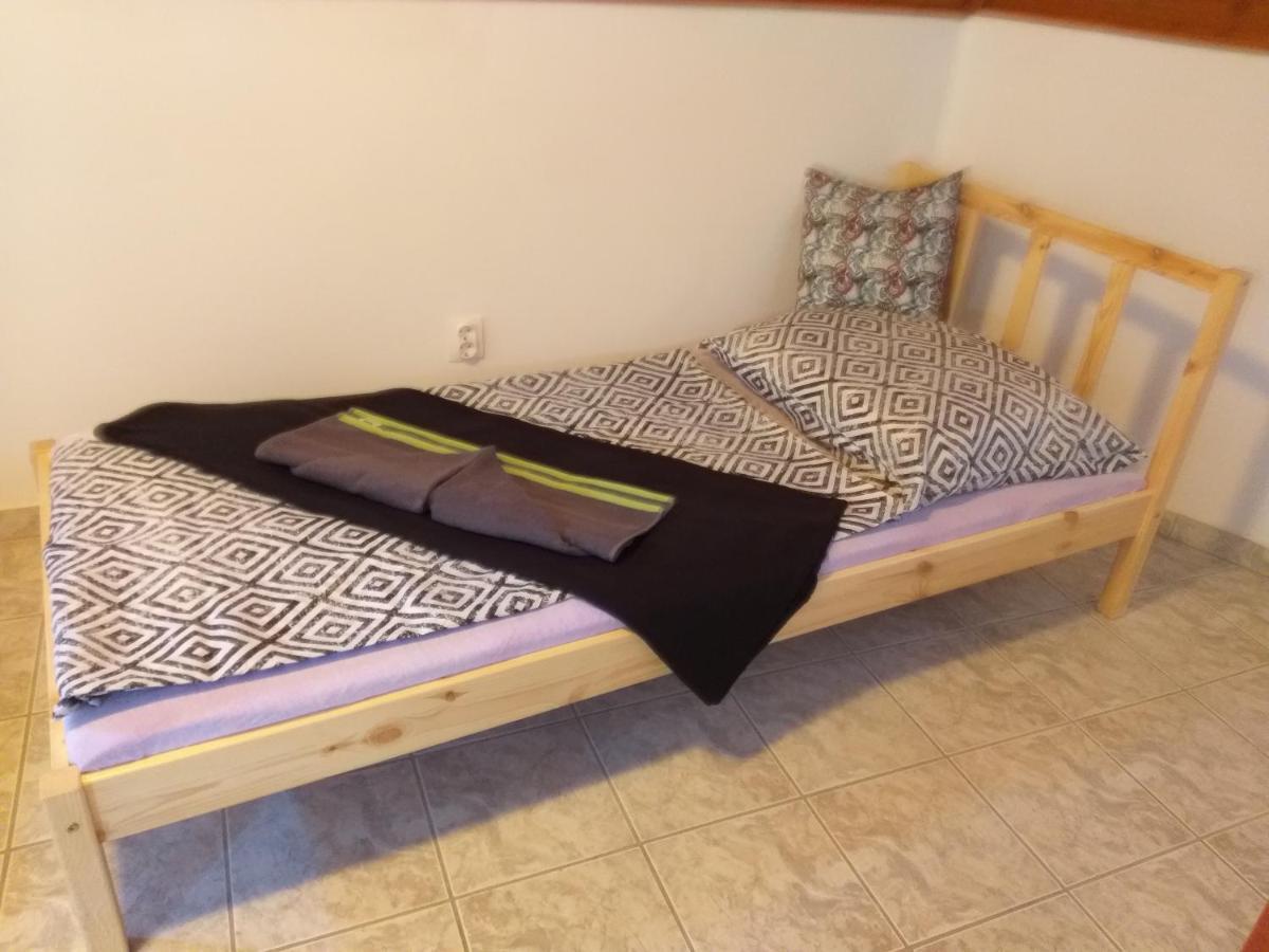 Azure House Aparthotel Keszthely Bagian luar foto