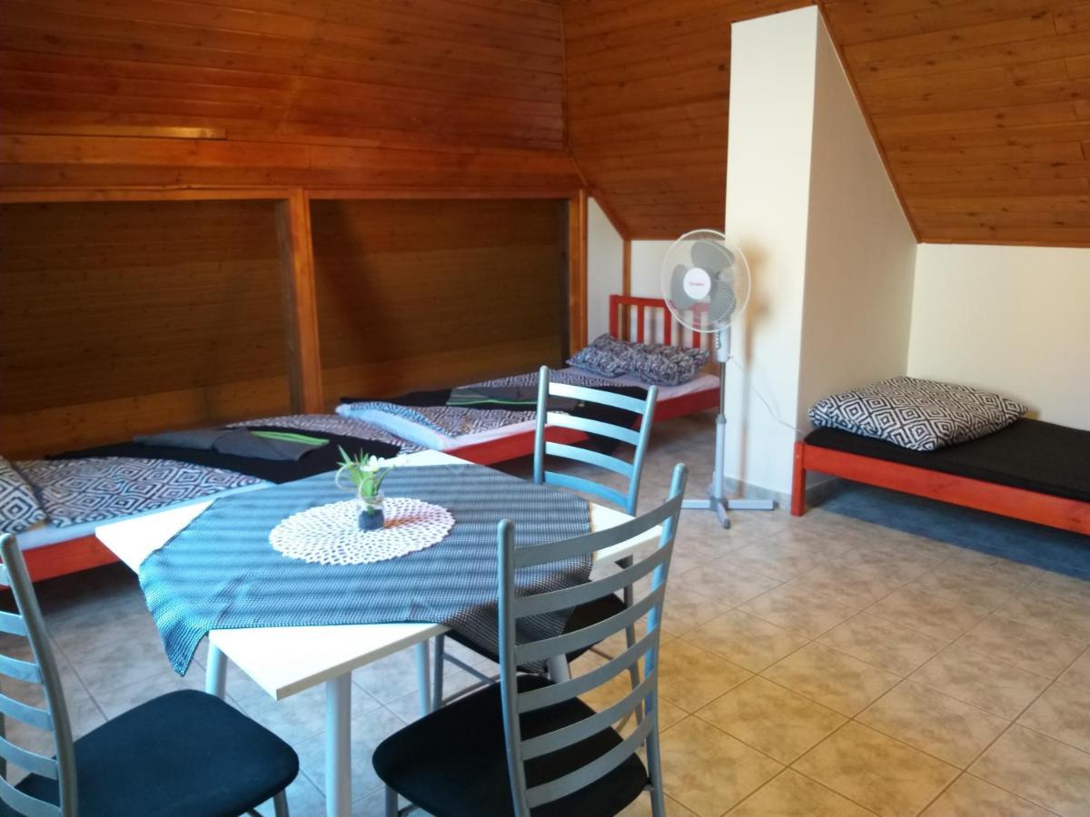 Azure House Aparthotel Keszthely Bagian luar foto