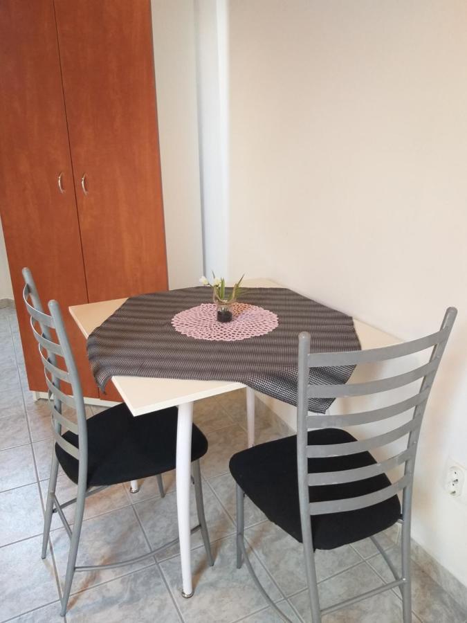 Azure House Aparthotel Keszthely Bagian luar foto