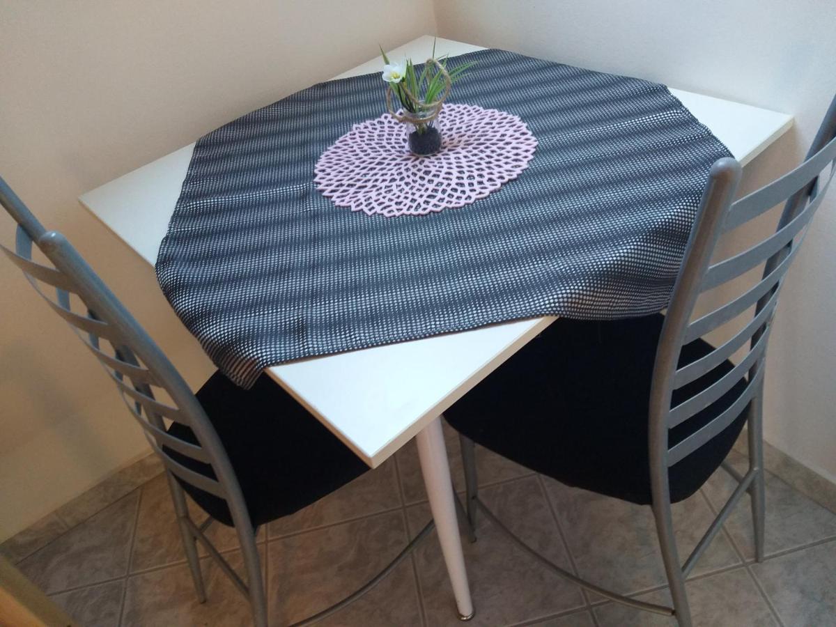 Azure House Aparthotel Keszthely Bagian luar foto
