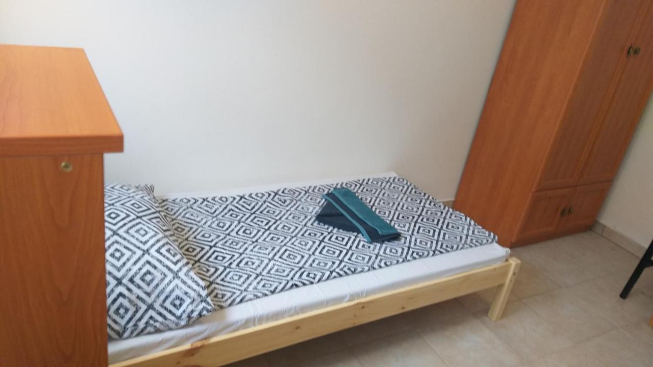 Azure House Aparthotel Keszthely Bagian luar foto