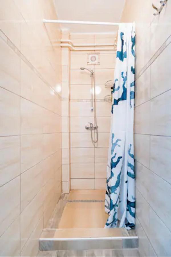 Azure House Aparthotel Keszthely Bagian luar foto
