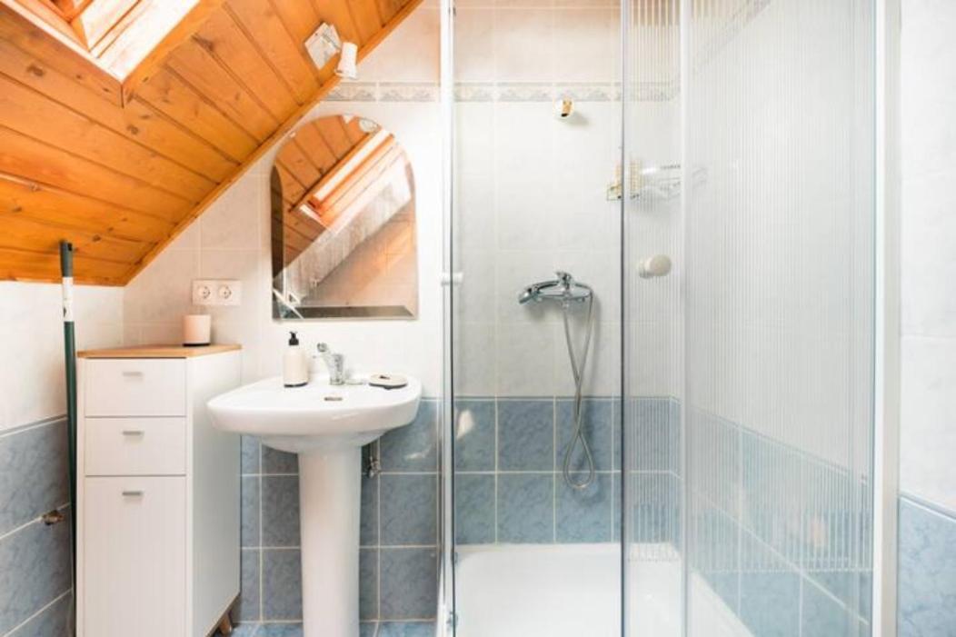 Azure House Aparthotel Keszthely Bagian luar foto